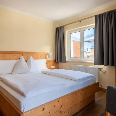 Martell ゲストハウス 3*